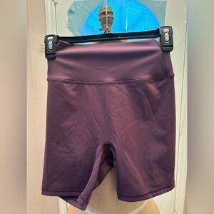 Women’s Vital Apparel Plum Biker Shorts in Size Small